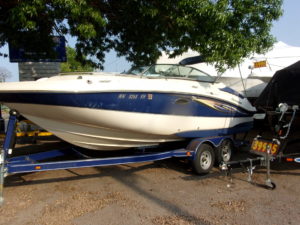 2008 Hurricane 2200SD Sun Deck & Trl.