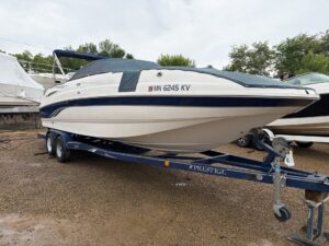 2002 Chaparral 263 Sunesta