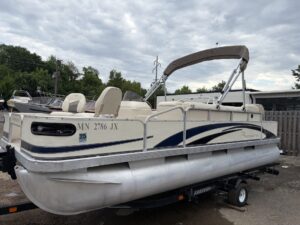 2004 Bennington 207 SI With Trailer and 50HP 4 Stroke Outboard