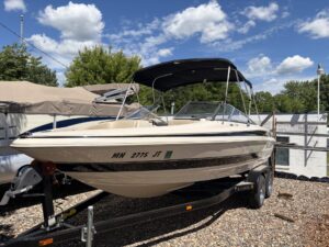 2004 Larson 210 LXI